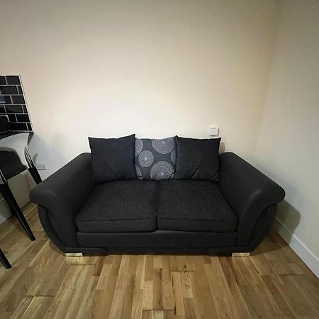 1 Bedroom Flat With Parking Лестер Екстер'єр фото